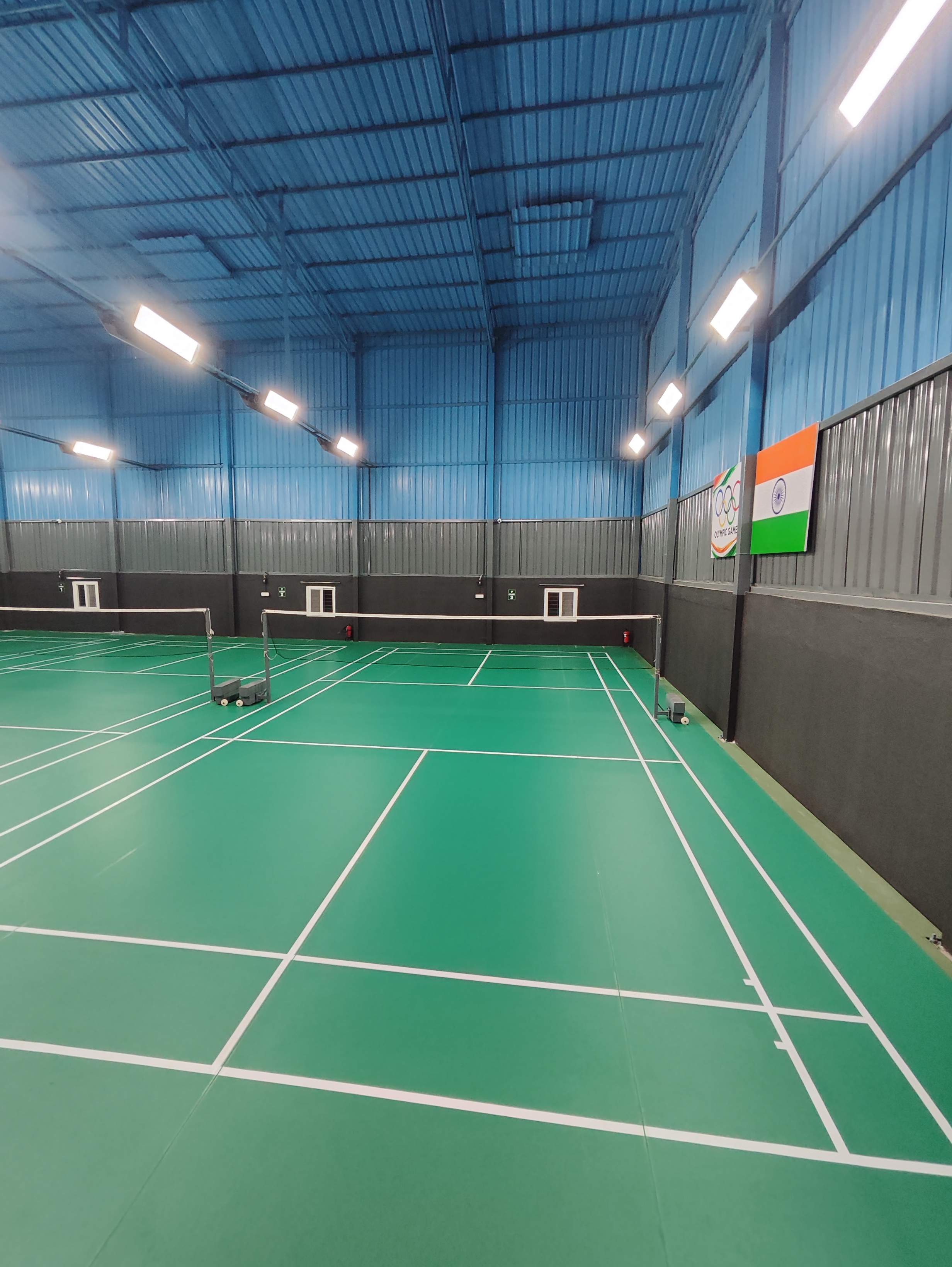 APEX Badminton Labs gallery 1